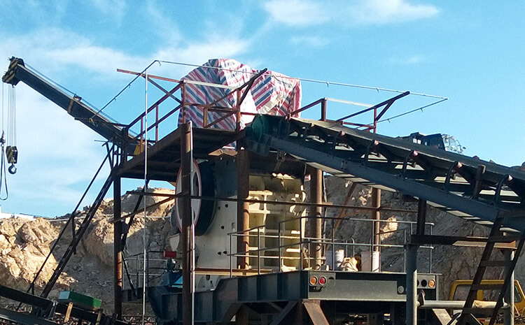 Guangdong granite annual production of 5 million tons of seven mobile crushing stations