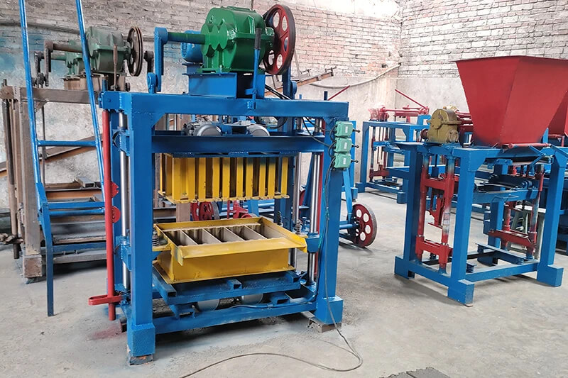 3-15 Hydraulic Automatic Brick Machine